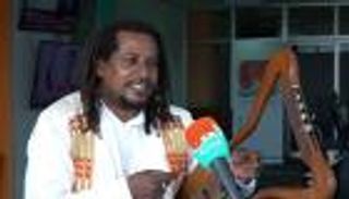 فنان سلام إثيوبي يتغنى بعودة علاقات بلاده مع إريتريا