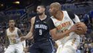 هوكس ينهي 10 هزائم متتالية بدوري السلة الأمريكي بفوز مثير على ماجيك