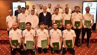 قضاة الملاعب بالإمارات