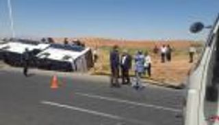 12 قتيلا بسقوط حافلة ركاب في وادٍ جنوب إيران