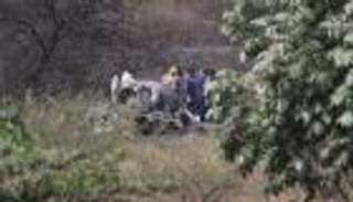 بالصور.. مقتل طيارين اثنين إثر تحطم طائرة ميراج في الهند