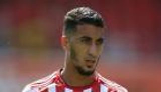 "منسي الجزائر" ينافس على لقب أفضل صانع أهداف في التشامبيونشيب