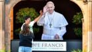 المطران بول هيندر: توقيت زيارة البابا فرنسيس للإمارات "مثالي"