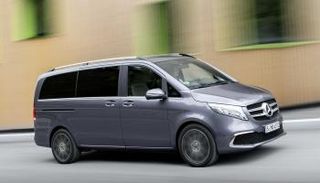 سيارة مرسيدس V-CLASS