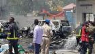 11 قتليلا على الأقل في انفجار بسوق تجاري وسط مقديشو