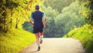 5 طرق طبيعية لتحفيز هرمون السعادة