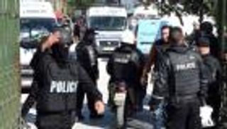 توقيف مدير مدرسة في تونس بتهمة استغلال عشرات الأطفال