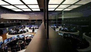 استمرار تباطؤ الأسهم الأوروبية