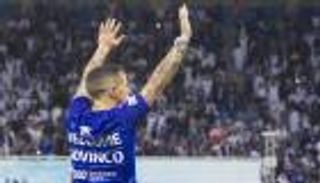 الهلال يقدم مهاجمه جيوفينكو على هامش فوزه على الفتح