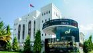 أسهم البنوك تقود بورصات الخليج لإغلاق مرتفع