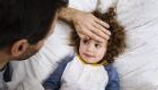 5 علامات تحذيرية تستدعي عرض طفلك على الطبيب فورا