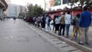 الصفوف علامة مميزة في مدن إثيوبيا.. تمنع التدافع والسرقة