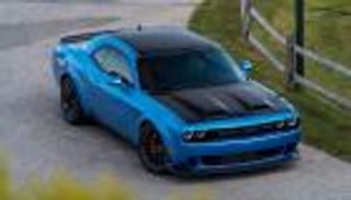 بالصور.. "دودج" تستعد لطرح سيارة سيدان من طراز تشارجر