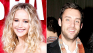 خطوبة جينيفر لورنس ومدير معرض أعمال فنية