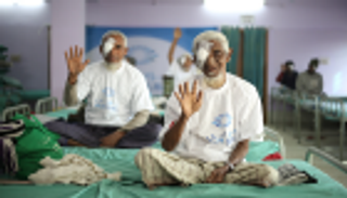 "نور دبي" تسهم في علاج عيون لاجئي الروهينجا