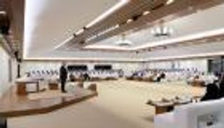 بالصور.. مجلس محمد بن زايد يستضيف محاضرة "مدن المستقبل"