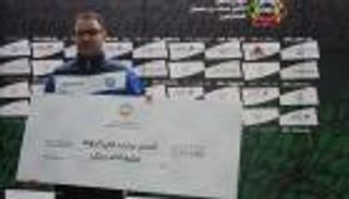 مدرب الباطن يتسلم جائزة الأفضل قبل موقعة الهلال