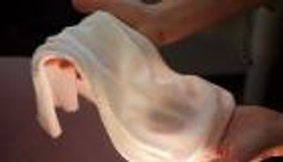 نسيج جديد للملابس يتكيف مع الطقس.. صيفا وشتاء