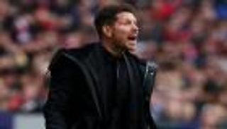 سيميوني يدافع عن تقنية الفيديو رغم الهزيمة أمام ريال مدريد