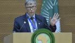 بيل جيتس أمام قادة القارة: تنمية أفريقيا عمادها الموارد البشرية