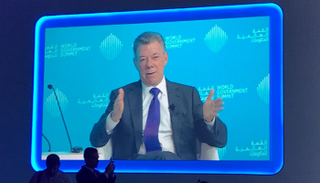 الرئيس خوان مانويل سانتوس الرئيس الأسبق لكولومبيا 