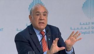 أنخيل غوريا الأمين العام المنظمة التعاون الاقتصادي والتنمية 