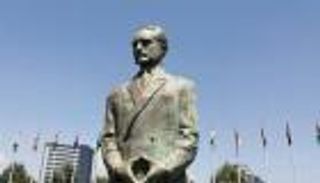 إزاحة الستار عن تمثال الإمبراطور الإثيوبي هيلا سيلاسي على هامش القمة الأفريقية