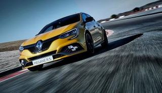 وكيل رينو في مصر يؤكد استمراره لوكالة السيارات الفرنسية 