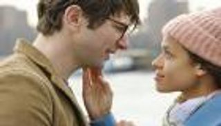 "لا يمكن الاستغناء عنك".. سينما تدعونا إلى الحب بلا تأجيل