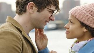  "لا يمكن الاستغناء عنك".. سينما تدعونا إلى الحب بلا تأجيل