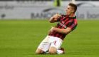 بياتيك: لن أتوقف عن التسجيل مع ميلان