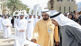 الشيخ محمد بن راشد آل مكتوم أثناء فعاليات القمة العالمية للحكومات