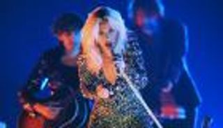 بالصور.. الراب يخرج منتصرا بجوائز جرامي.. وتكريم خاص للنساء