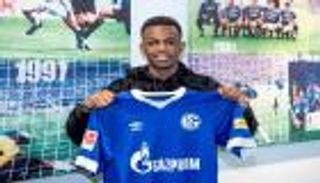 مبلغ ضخم يضمن لمانشستر سيتي استعادة موهبته من شالكه