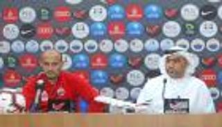 مدرب الشارقة يشيد بأجانب النصر قبل مواجهته بالدوري الإماراتي