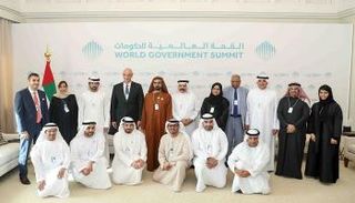 محمد بن راشد يلتقي الشركاء الاستراتيجيين لمنصة مدرسة