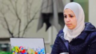 بالصور.. مصرية تترك الصيدلة وتتجه للهندسة وتصبح ضمن أفضل باحثي العالم