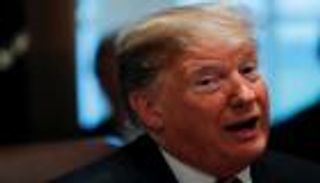 ترامب يرجح تأجيل الموعد النهائي للهدنة التجارية مع الصين