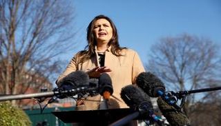 سارة ساندرز المتحدثة باسم البيت الأبيض