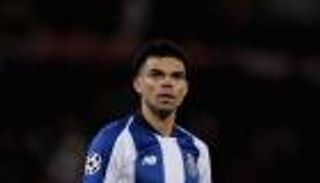 بيبي يشيد بصفقة ريال مدريد المنتظرة