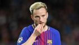 تقارير.. برشلونة يرفض تجديد عقد راكيتيتش