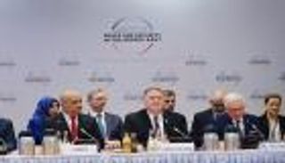 بومبيو في وارسو: يتعين اتخاذ خطوات لمكافحة الإرهاب