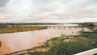 43 مفقودا بحادث غرق في نهر النيجر