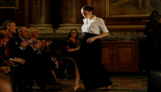 ميجان ماركل ومخاوف من تكرار مصير الأميرة ديانا