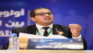 الباحث الجزائري عبدالرازق بلعقروز