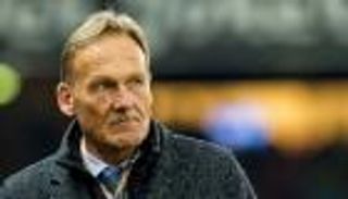 فاتسكه يبرئ "مصففي الشعر" من التسبب في خسارة دورتموند أمام توتنهام