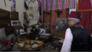 بالصور.. سوري يمتلك 2500 قطعة تراثية يحول منزله إلى متحف مجاني