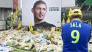 وصول جثمان سالا إلى الأرجنتين تمهيدا لدفنه