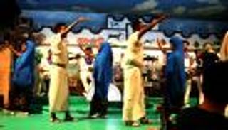 بالصور.. قوميات إثيوبيا تنصهر بالرقص وغناء الفلكلور