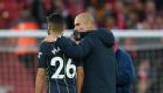 تقرير.. 4 أسباب دفعت جوارديولا للاعتذار من محرز